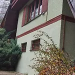 شاليه Squirrel