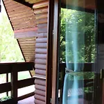 Squirrel Chalet *