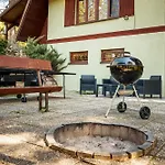 Chalet Squirrel *